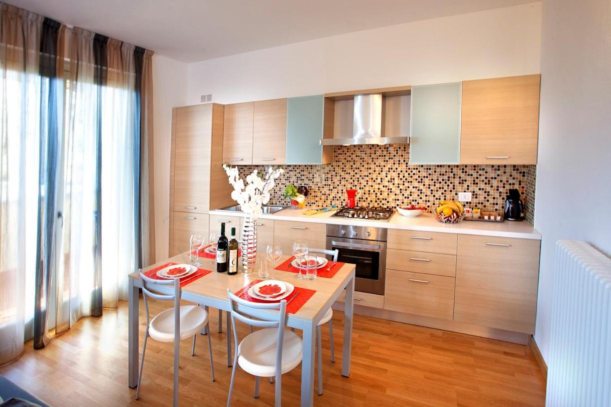 Tremezzo Residence-11 Apartments To Choose From In An Exclusive Residence By Italian Apartments Buitenkant foto